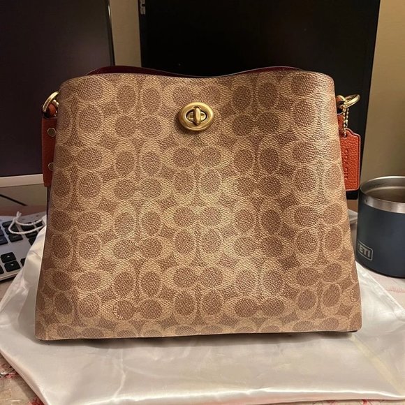 NWT Coach willow shoulder oblique span Bucket bag - Picture 1 of 7